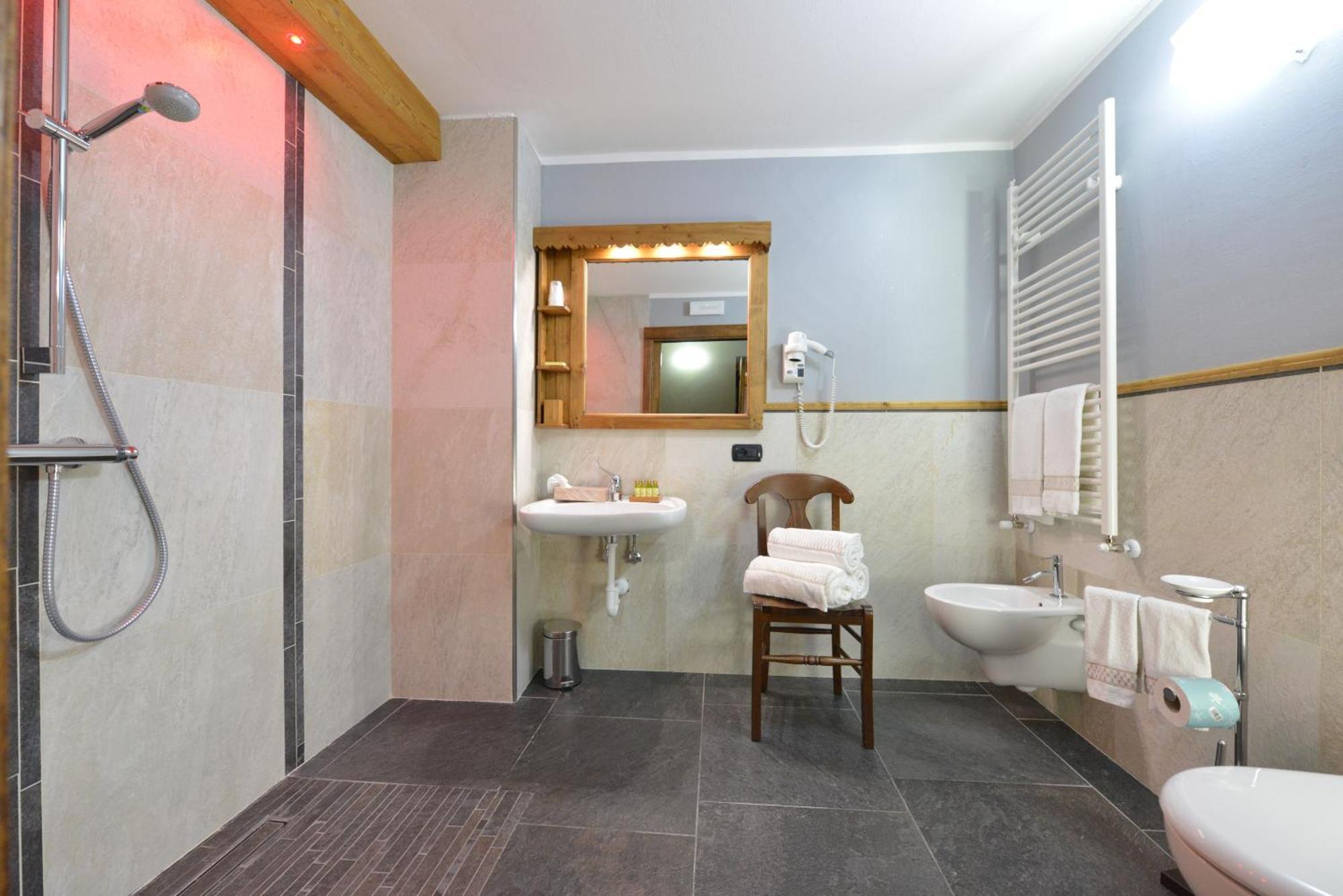 Mollino Rooms Breuil-Cervinia Luaran gambar