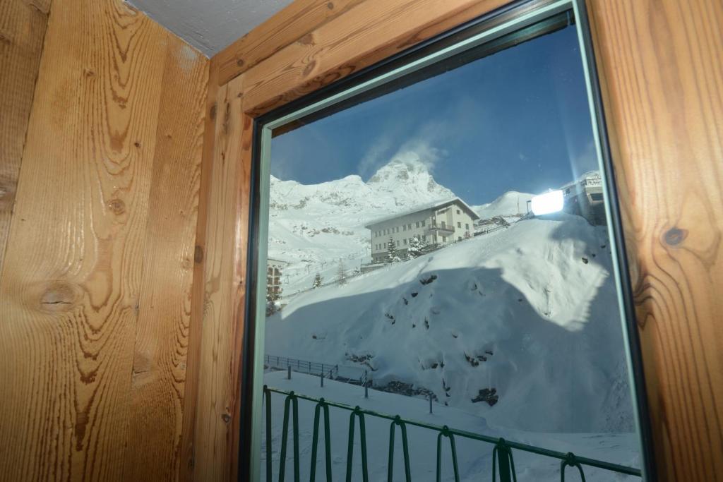 Mollino Rooms Breuil-Cervinia Bilik gambar